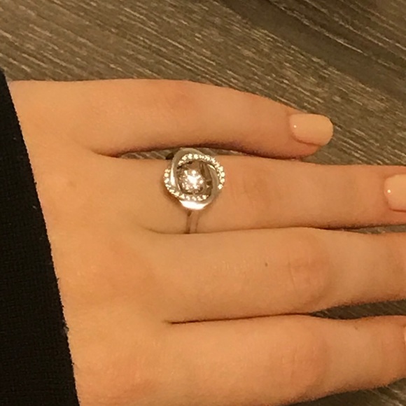 Silver Ring - Picture 7 of 8